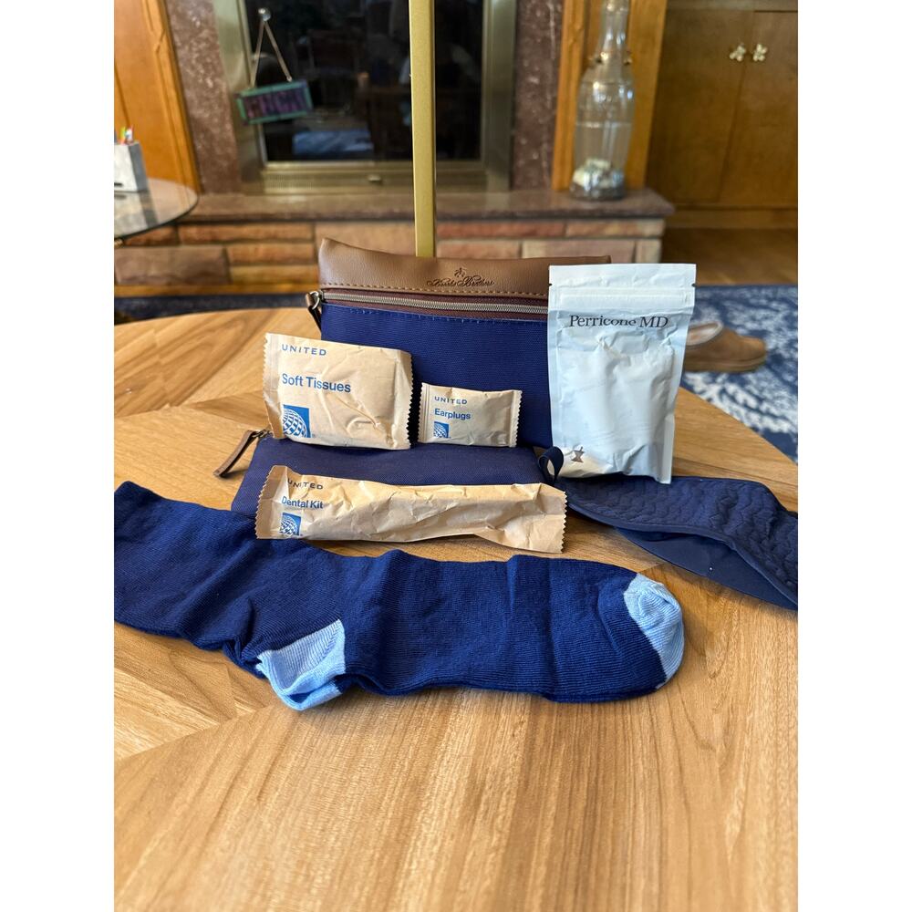 NWOT Brooks Brothers x Delta First Class Amenities Kits Bundle (2)